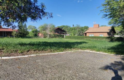 Lote em Condomínio