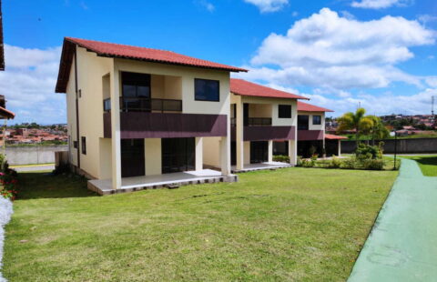 Casa em Condomínio