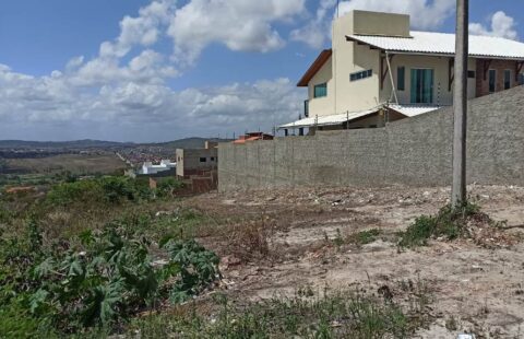 Lote fora de condomínio