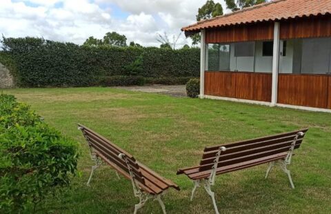 Casa fora de condomínio