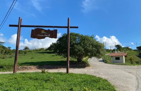 Lote fora de condomínio