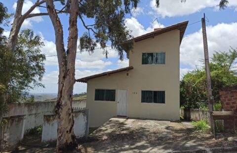 Casa fora de condomínio