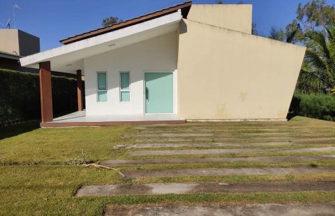 Casa em condomínio