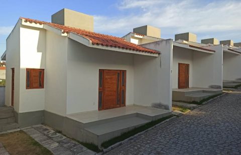 Casa em condomínio