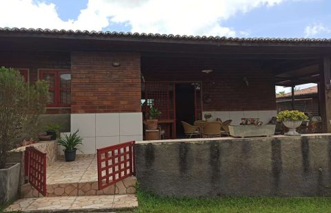 Casa em condomínio