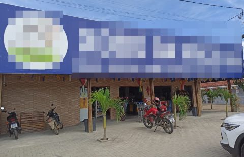 Ponto Comercial as Margens da BR