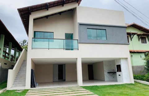 Casa em condomínio