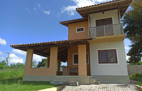 Casa fora de condomínio