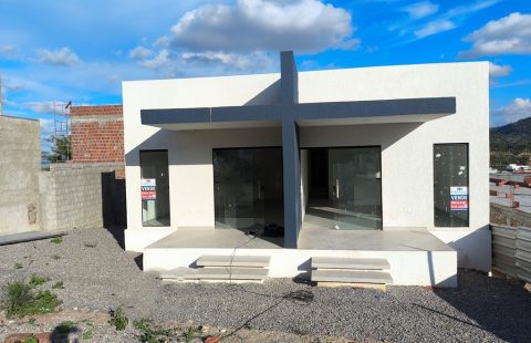 Casa fora de Condomínio