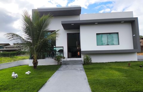 Casa em Condomínio