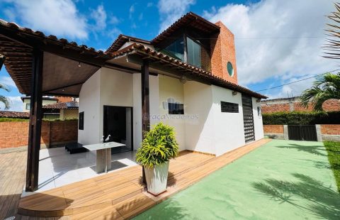 Casa fora de Condomínio