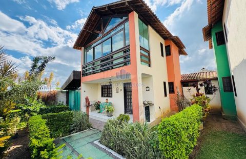 Casa em Condomínio
