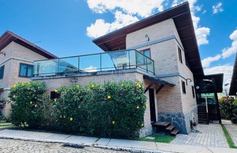 Casa em Condomínio