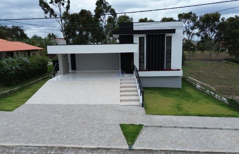 Casa em Condomínio