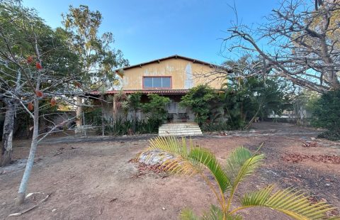 Casa fora de Condomínio