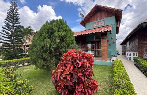 Casa em Condomínio