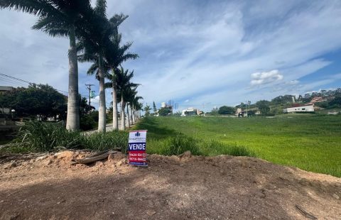Lote em Condomínio