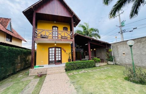 Casa em Condomínio