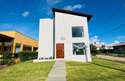Casa em Condomínio