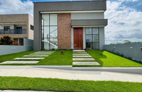 Casa em Condomínio