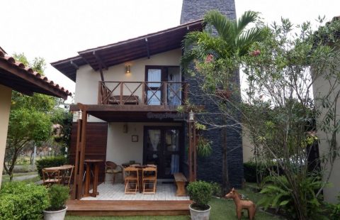 Casa em Condomínio