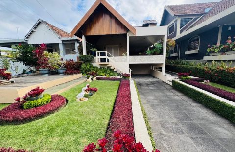 Casa em Condomínio